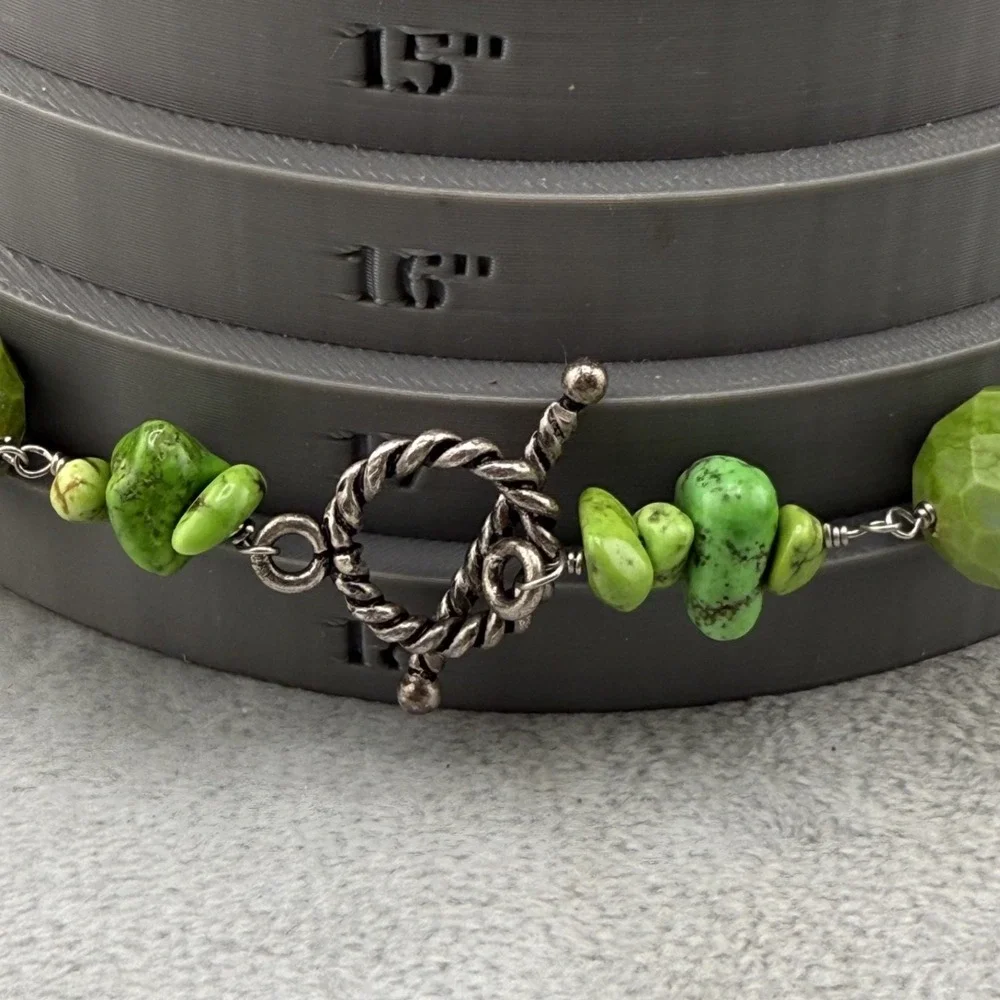 Vintage Statement Necklace Kelly Green Stone Layered HEAVY 18" - Picture 5 of 11